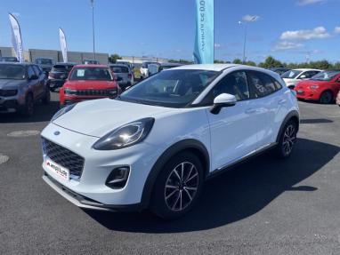 Voir le détail de l'offre de cette FORD Puma 1.0 EcoBoost 125ch mHEV Titanium 6cv de 2020 en vente à partir de 16 990 € 