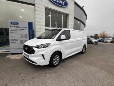 Voir le détail de l'offre de cette FORD Transit Custom Fg 300 L2H1 2.0 EcoBlue 136ch Limited de 2024 en vente à partir de 35 890 € 