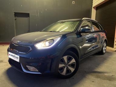 Voir le détail de l'offre de cette KIA Niro 1.6 GDi 105ch ISG + électrique 43.5ch Design DCT6 de 2017 en vente à partir de 17 499 € 