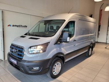 Voir le détail de l'offre de cette FORD Transit 2T Fg PE 350 L2H2 135 kW Batterie 75/68 kWh Trend Business de 2023 en vente à partir de 560.86 €  / mois