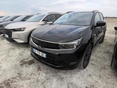 Voir le détail de l'offre de cette OPEL Grandland X 1.2 Turbo Hybrid 136ch GS Light e-DCT6 de 2024 en vente à partir de 30 990 € 