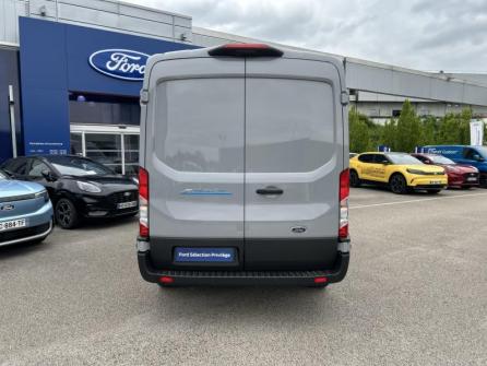 FORD Transit 2T Fg PE 350 L2H2 135 kW Batterie 75/68 kWh Trend Business à vendre à Besançon - Image n°6