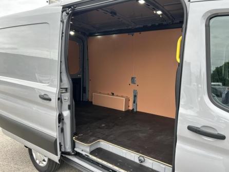 FORD Transit 2T Fg PE 350 L2H2 135 kW Batterie 75/68 kWh Trend Business à vendre à Besançon - Image n°12