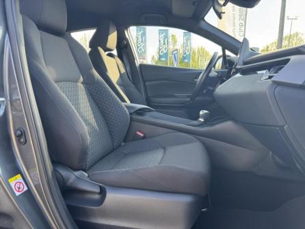 TOYOTA C-HR 122h Dynamic 2WD E-CVT MC19 à vendre à Besançon - Image n°11