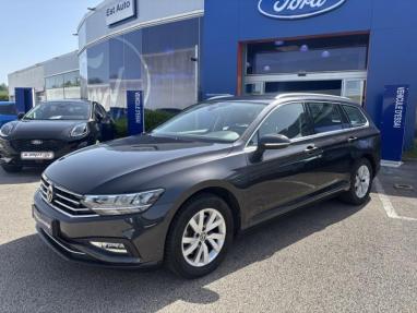 Voir le détail de l'offre de cette VOLKSWAGEN Passat SW 2.0 TDI EVO 122ch Business DSG7 de 2021 en vente à partir de 370.77 € / mois