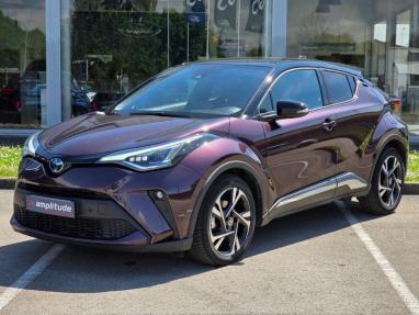 Voir le détail de l'offre de cette TOYOTA C-HR 1.8 Hybride 122ch Collection E-CVT de 2022 en vente à partir de 239.06 €  / mois
