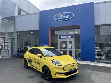 Voir le détail de l'offre de cette FORD Puma Standard Range 43 kWh 168 ch BEV SUV Premium de 2025 en vente à partir de 35 650 € 
