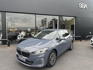 Voir le détail de l'offre de cette BMW Série 2 ActiveTourer 218d 150ch Luxury DKG7 de 2022 en vente à partir de 436.79 € / mois