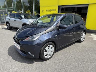 Voir le détail de l'offre de cette TOYOTA Aygo 1.0 VVT-i 69ch x-wave 2 5p de 2017 en vente à partir de 8 989 € 