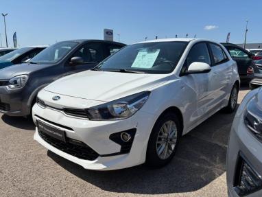 Voir le détail de l'offre de cette KIA Rio 1.0 T-GDI 100ch Active Business de 2021 en vente à partir de 185.03 € / mois