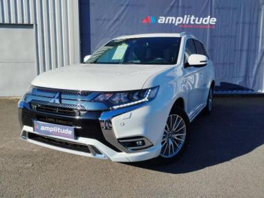 Voir le détail de l'offre de cette MITSUBISHI Outlander PHEV Twin Motor Instyle 4WD Euro6d-T EVAP 5cv de 2020 en vente à partir de 300.16 €  / mois
