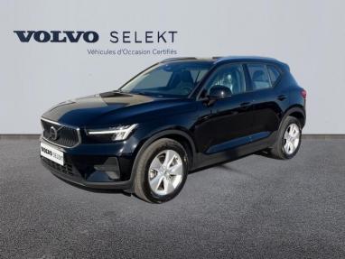 Voir le détail de l'offre de cette VOLVO XC40 B3 163ch Momentum Business DCT 7 de 2022 en vente à partir de 336.26 €  / mois