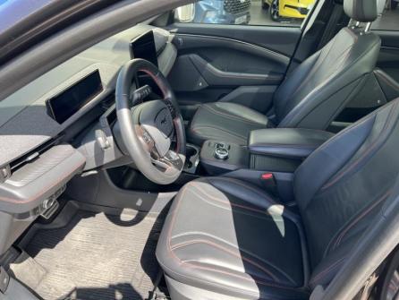 FORD Mustang Mach-E 351ch Extended Range 99kWh Premium AWD à vendre à Auxerre - Image n°10