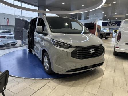 FORD Transit Custom Fg 320 L1H1 2.5 Duratec 232ch Hybride rechargeable Cabine Approfondie Limited CVT à vendre à Orléans - Image n°3