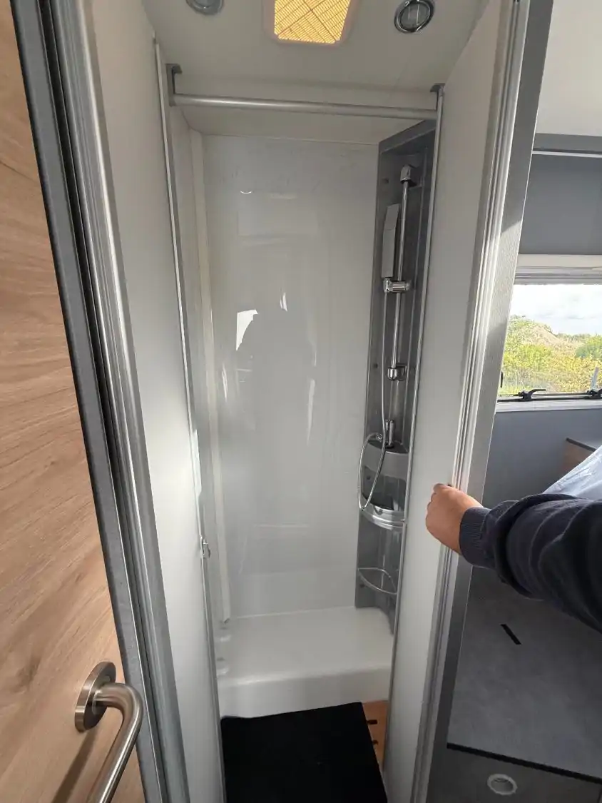 Image Dethleffs Just camp  T 7052 DBL Profilé