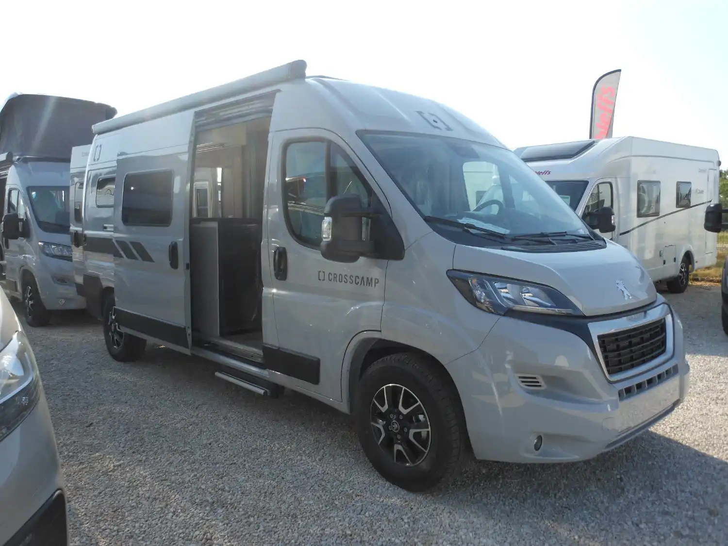 Photo Crosscamp Flex full 600 Fourgon